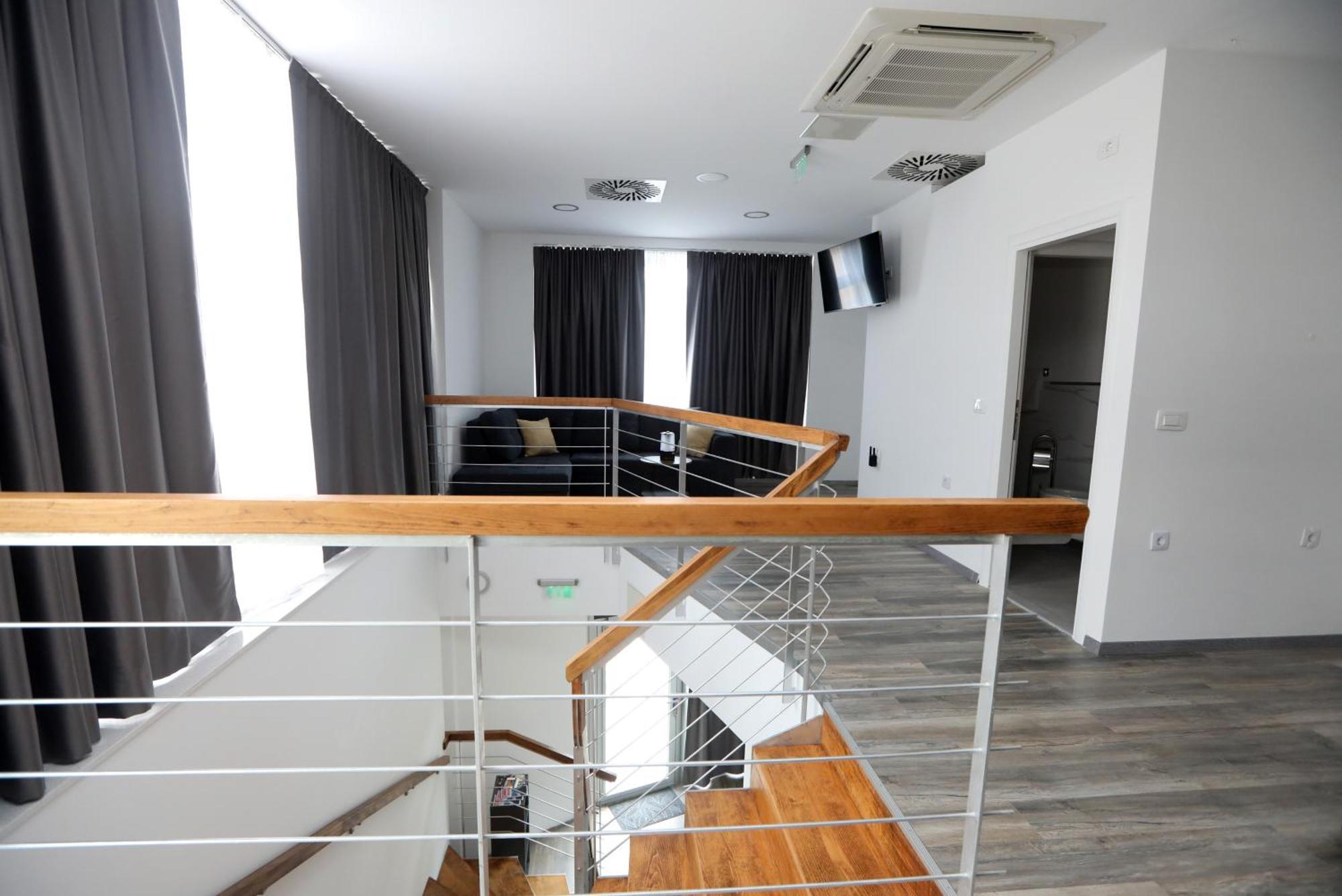 D R Apartments ชิเบนิก ภายนอก รูปภาพ