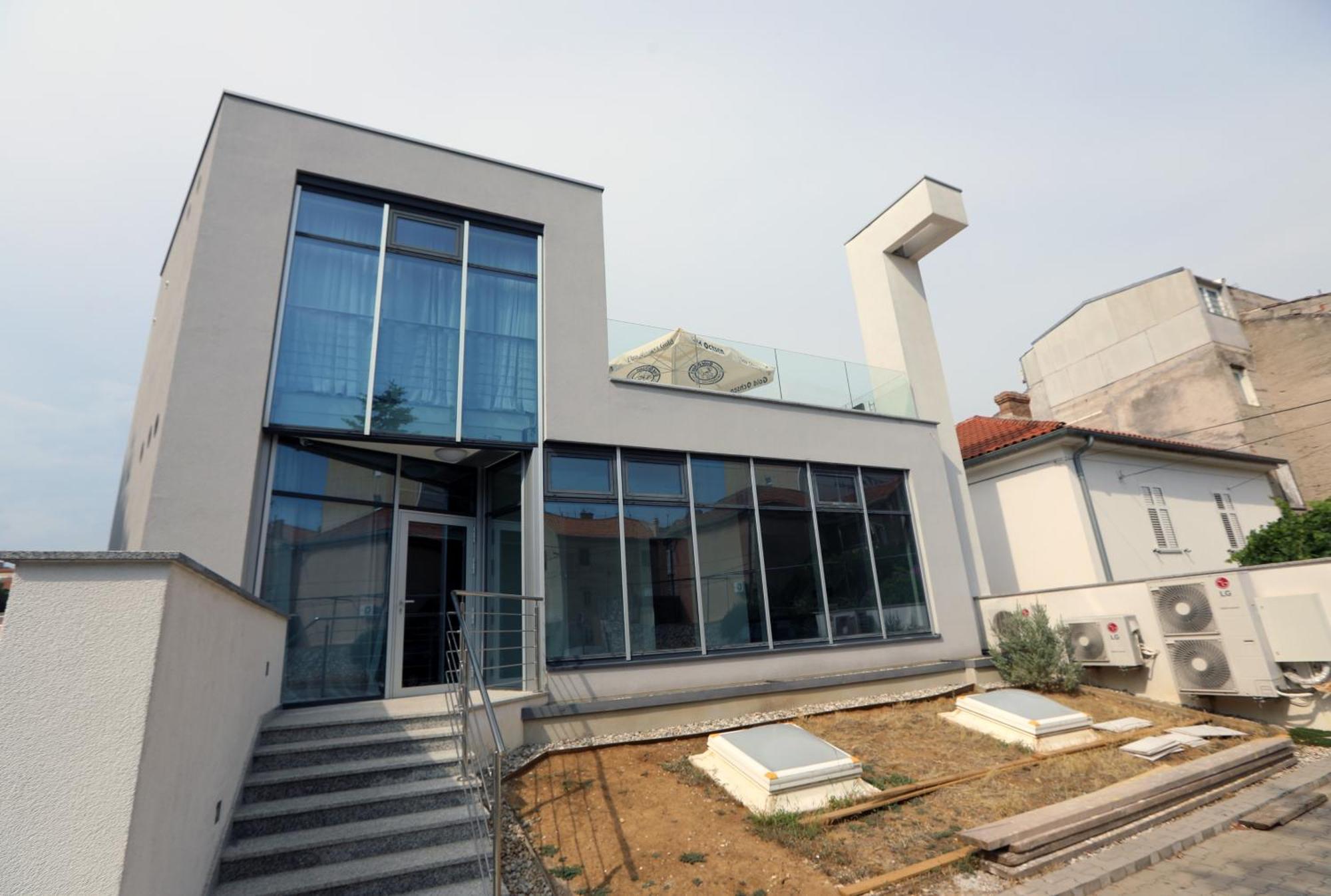 D R Apartments ชิเบนิก ภายนอก รูปภาพ