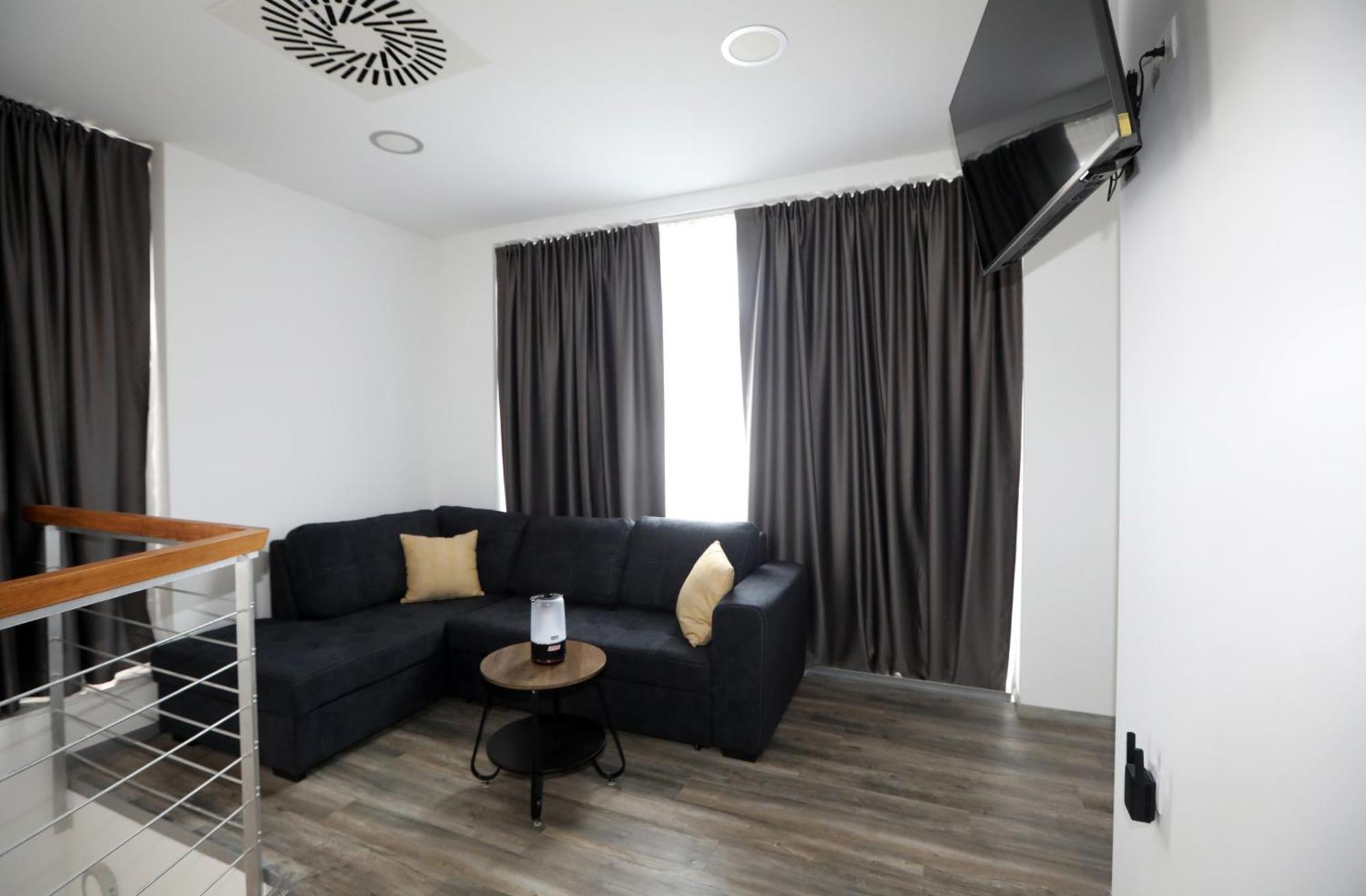 D R Apartments ชิเบนิก ภายนอก รูปภาพ